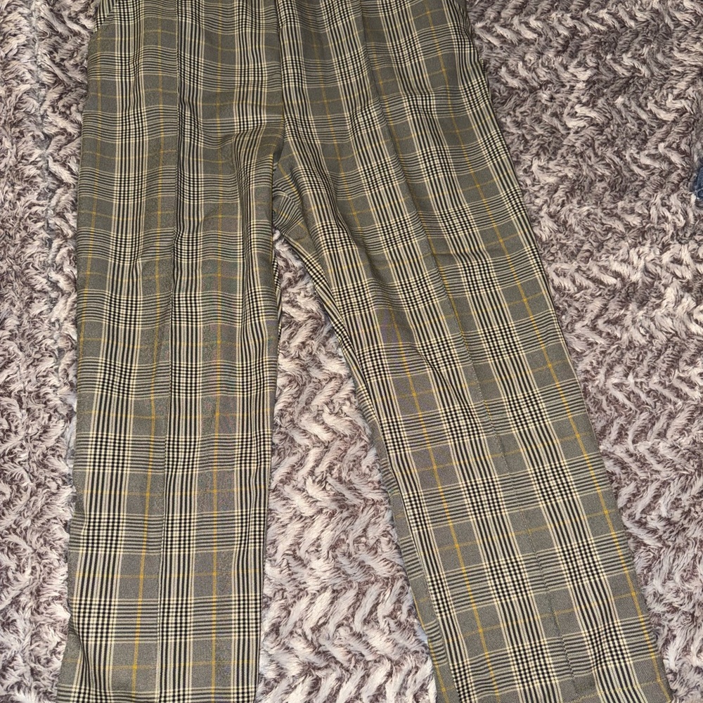 Lulu's Women’s Plaid Dress Pants - Gray and Yellow